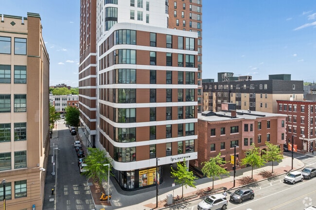 Alternate - Lightview Apartments