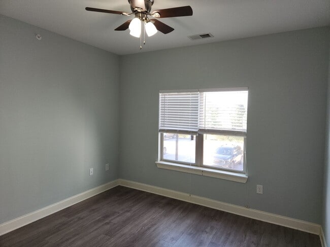 Building Photo - 2 Bedroom 2 Bath for rent