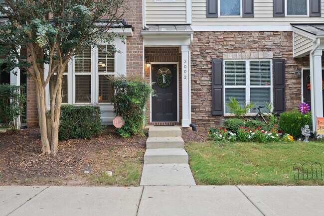 Foto del edificio - 3002 Berkeley Springs Pl
