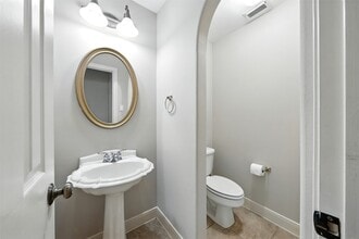 Building Photo - 3303 Charleston Ct Building Photo - 3303 Charleston Ct