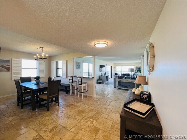 Foto del edificio - 10044 S Ocean Dr