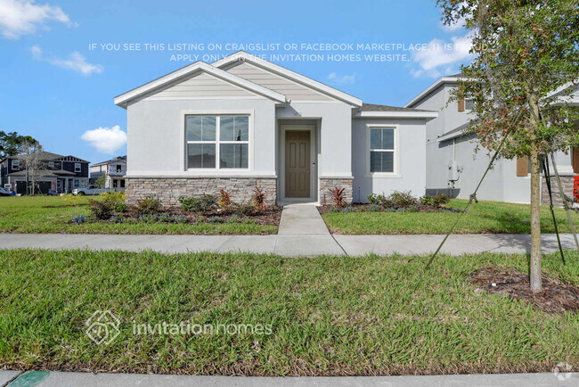 Building Photo - 1492 Grassland Ave