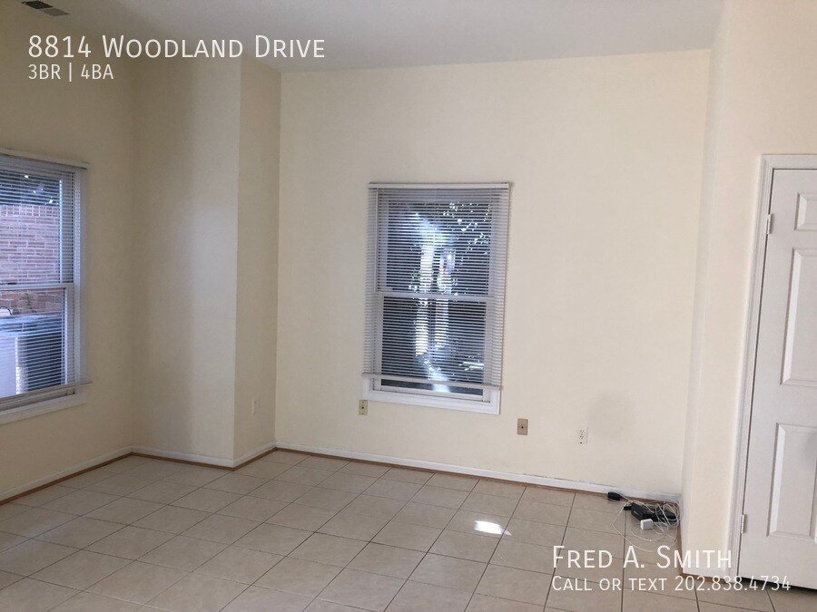 Primary Photo - 8814 Woodland Dr