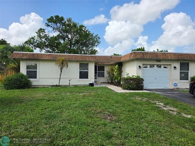 Foto del edificio - 7816 NW 70th Terrace