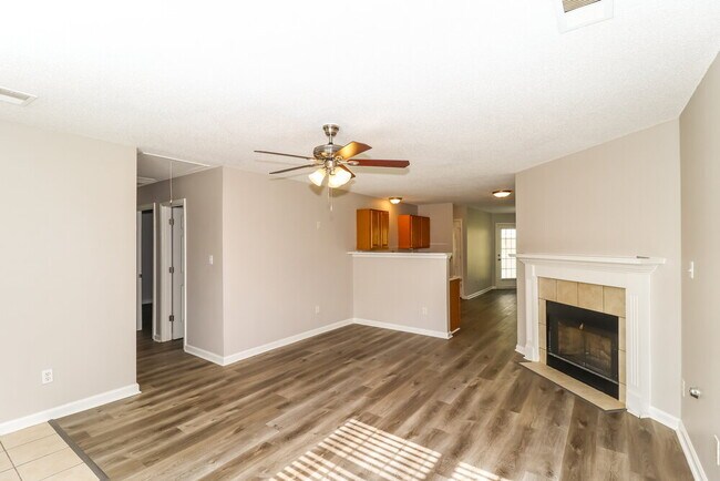 Building Photo - 50 Oakland Woods Cove