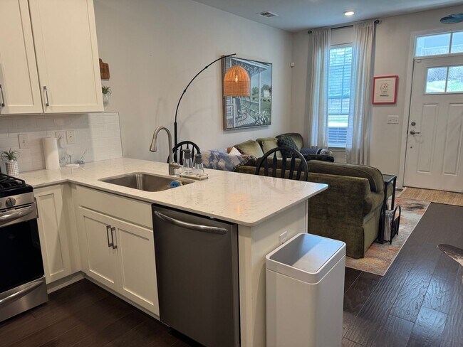 Foto del edificio - Beautiful SteelPointe 2 Bedroom 1.5 Bath Townhome for Rent in Phoenixville $2,690/month