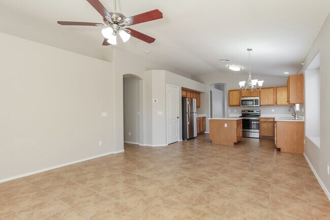 Building Photo - 6910 S 50th Glen