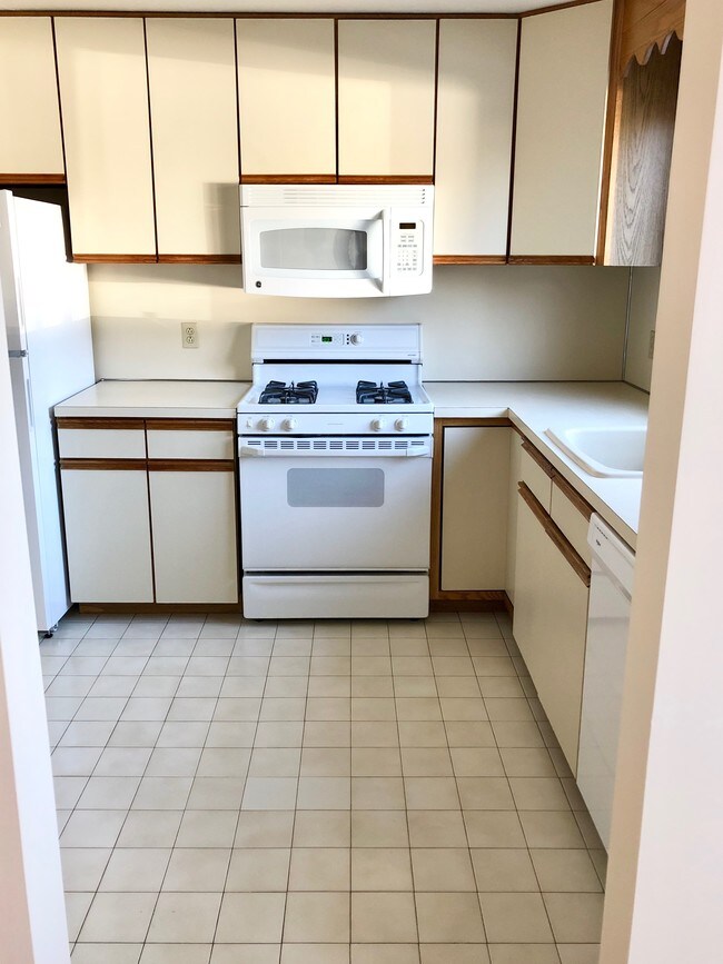 Foto del edificio - 333 Pond St