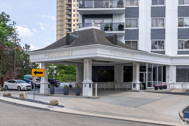 Foto del edificio - The Edgecliff