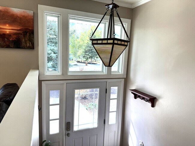 Building Photo - Great location in Park Meadows