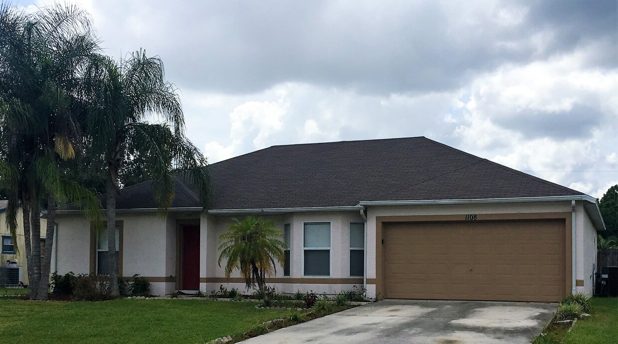 1108 SW Hogan St, Fort Pierce, FL 34983 House for Rent in Fort Pierce