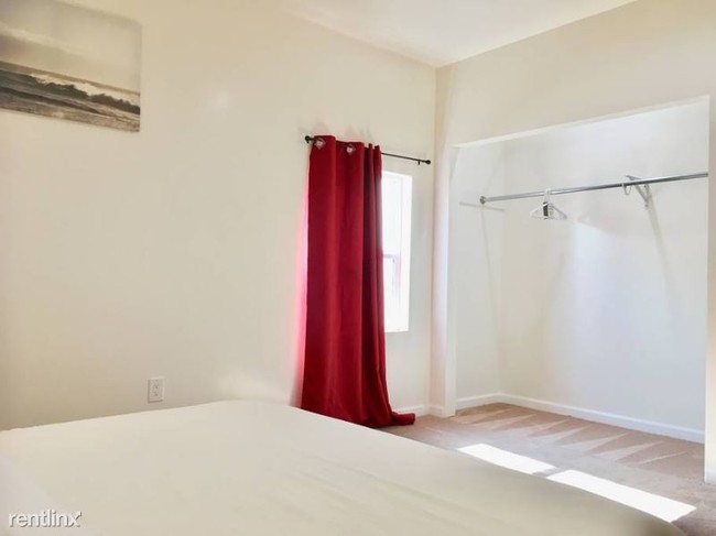Foto del edificio - 3 br, 1.5 bath House - 1206 S Mariposa Ave