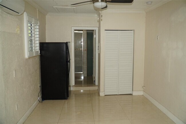 Foto del edificio - 3435 SW 104th Ct