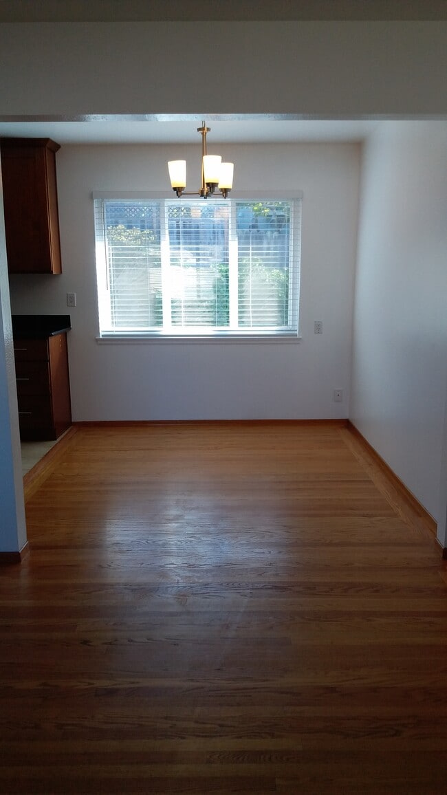 Dining Area - 1751 Marco Polo Way