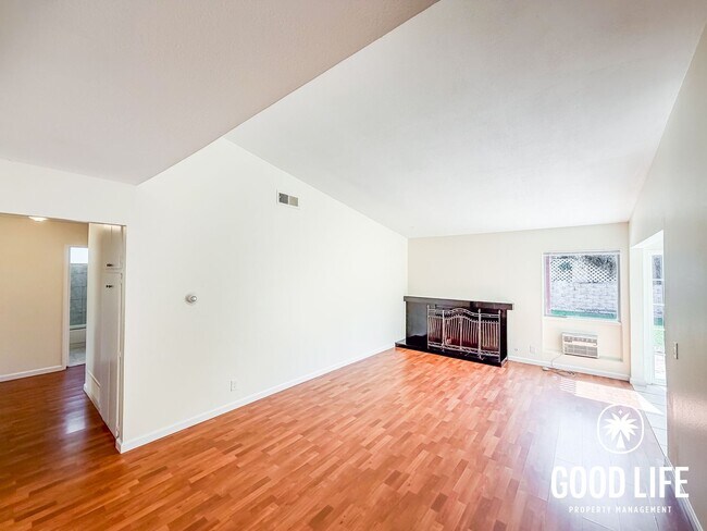 Foto del edificio - 6645 Amberly St