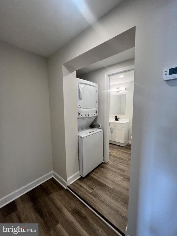 Foto del edificio - 301 Bryan Point Rd