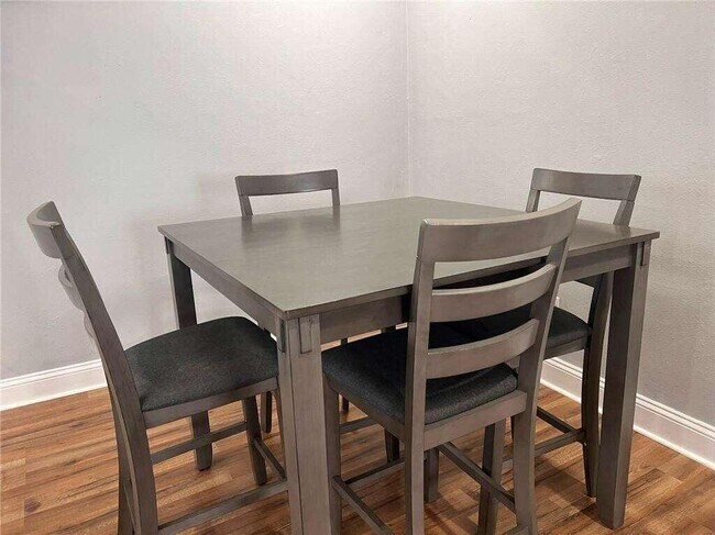 Foto del edificio - 1378 Epworth St SW