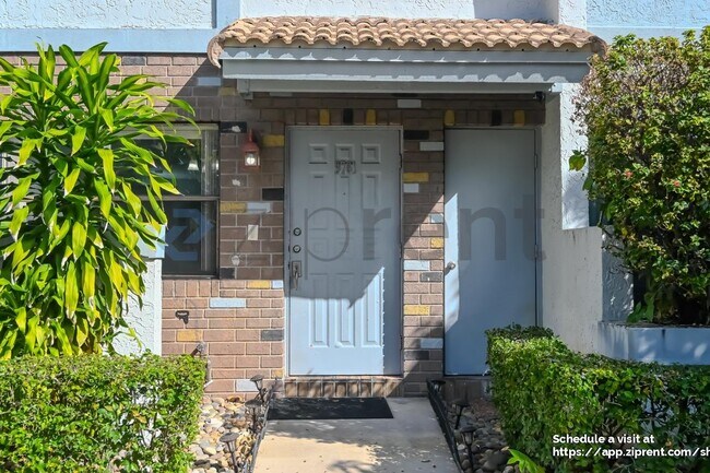 Foto del edificio - 9761 Riverside Dr