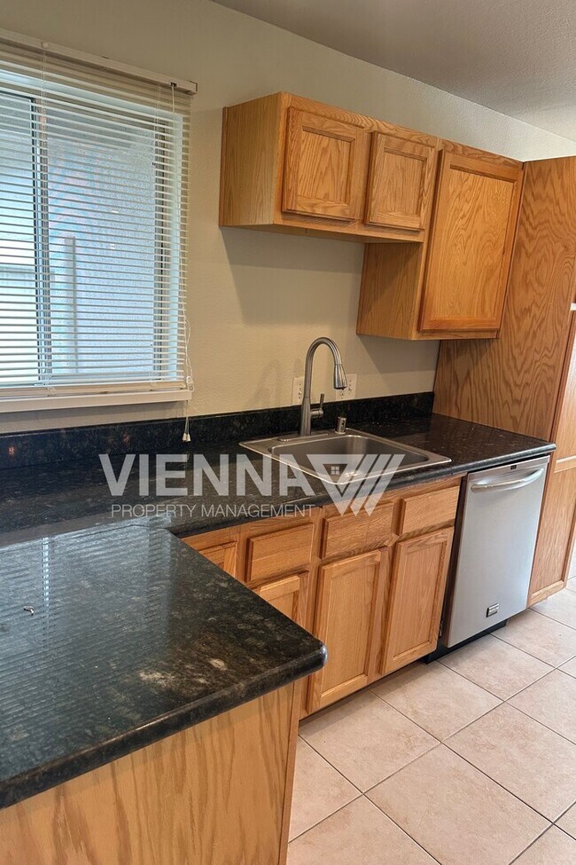 Foto del edificio - 5280 5th St