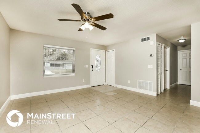 Building Photo - 7024 Davar Ave