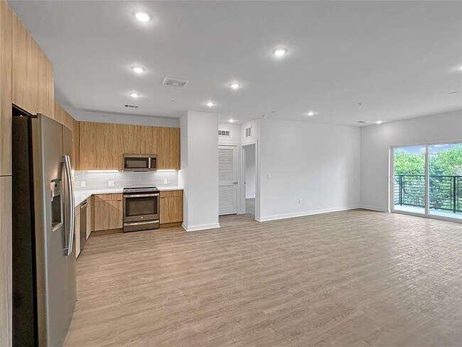 Foto del edificio - 4802 S Congress Ave