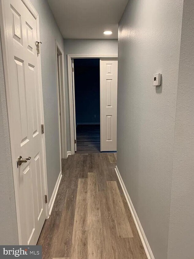 1174 Tristram Cir, Mantua Township, NJ 08051 Room for Rent in Mantua