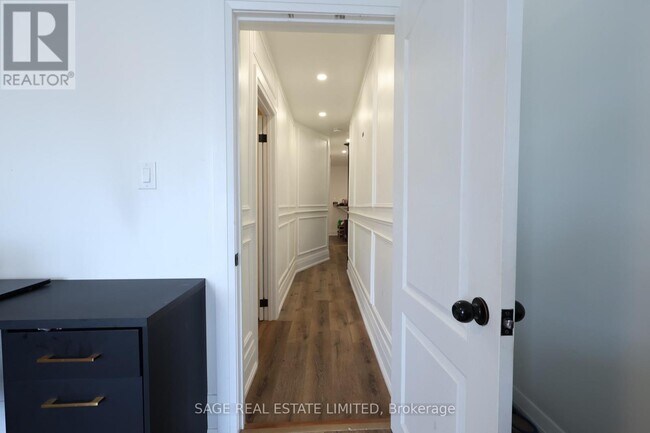 Photo du bâtiment - 1639 Dupont St