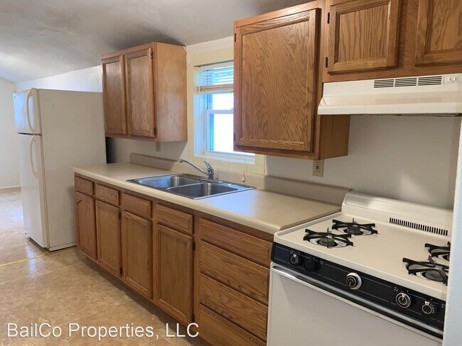 Foto del edificio - 2 br, 1 bath House - 420 South Cherry St 4...
