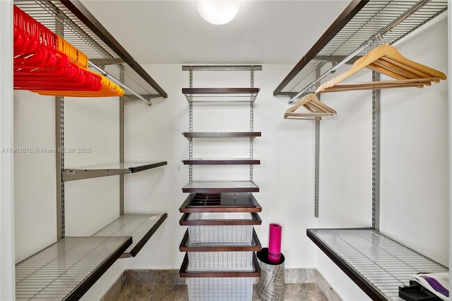 Foto del edificio - 450 Alton Rd