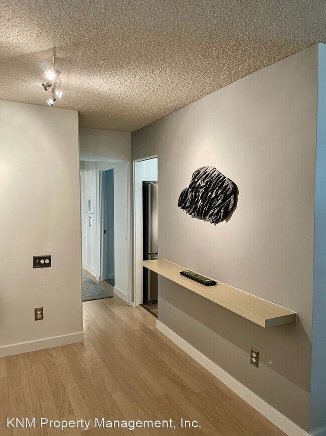 Building Photo - 2 br, 2 bath House - 32735 Seagate Dr #201