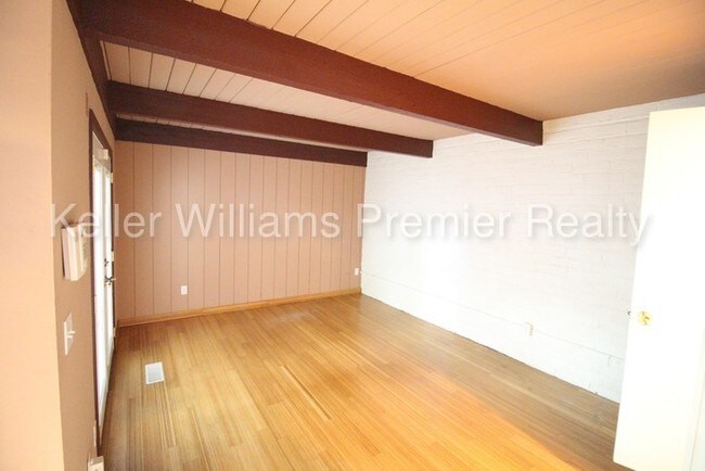 Building Photo - 5440 Worthington Forest Pl W