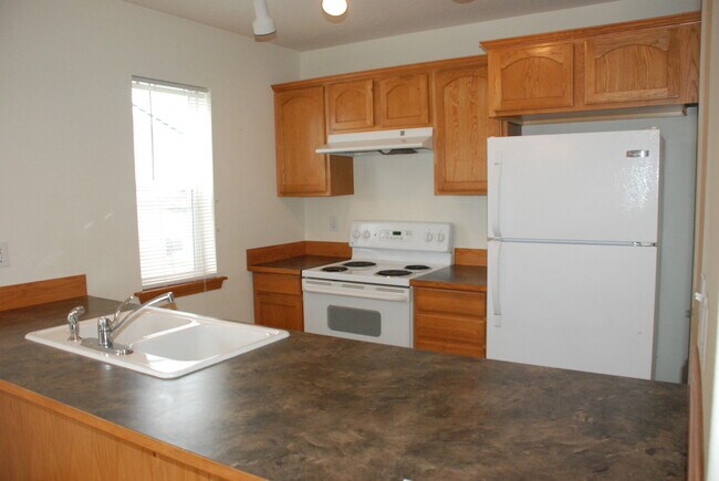 Foto del edificio - 6364 W Trestle St