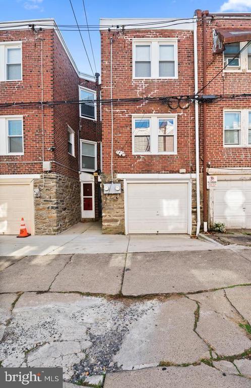 Building Photo - 1911 72nd Ave