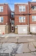 Building Photo - 1911 72nd Ave