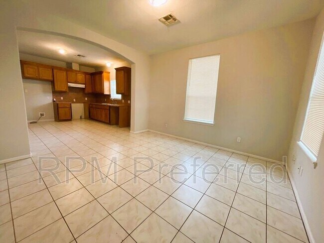 Building Photo - 4114 Trout St