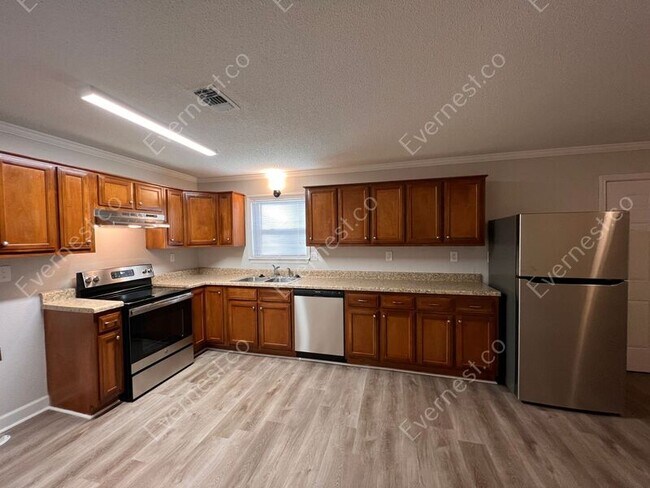 Building Photo - 1009 Willard Dr