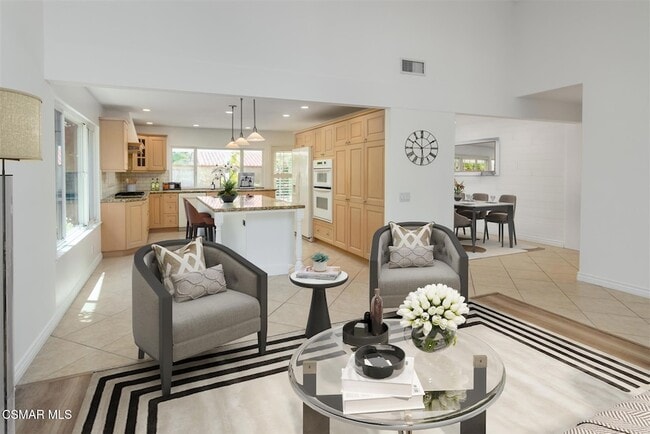 Foto del edificio - 2205 Summerpark Ct