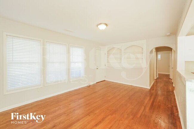 Foto del edificio - 6407 E 149 Terrace