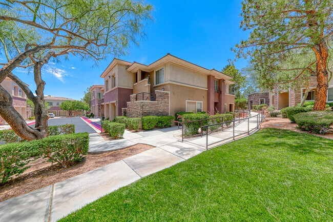 Building Photo - 673 Peachy Canyon Cir