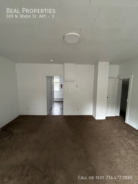 Foto del edificio - 509 N River St