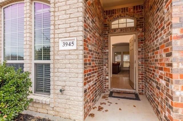 Building Photo - 3945 Vista Greens Dr