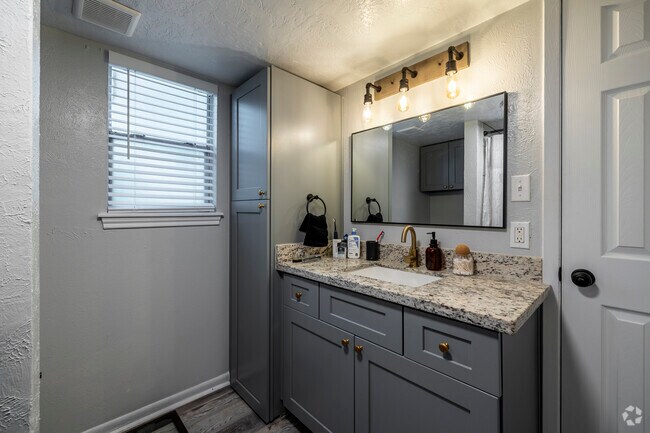 1HAB/1BA, 700 pies cuadrados - - Bentley Manor
