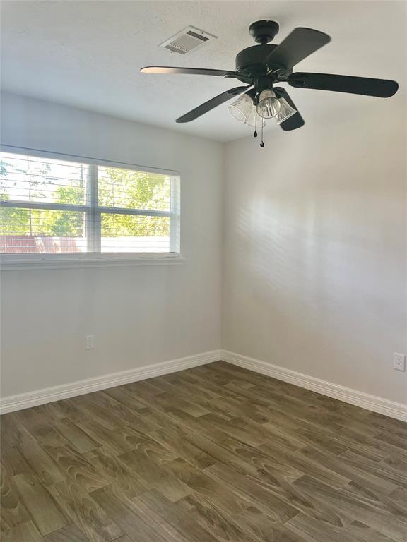 2203 Hickory Manor Dr, Huffman, TX 77336 Room for Rent in Huffman, TX