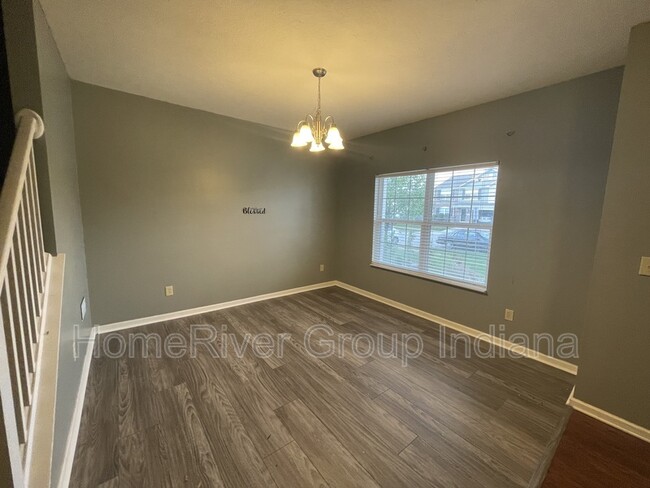 Building Photo - 882 Briarstone Dr