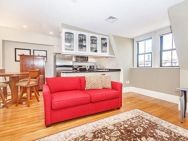 Foto del edificio - 477 Massachusetts Ave