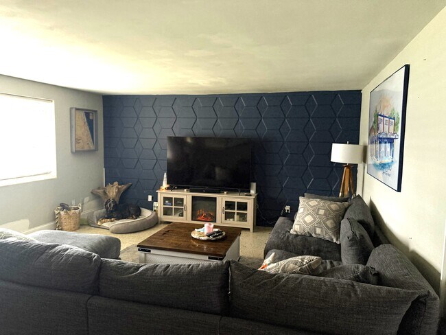 Foto del edificio - 108 Lantana Ave