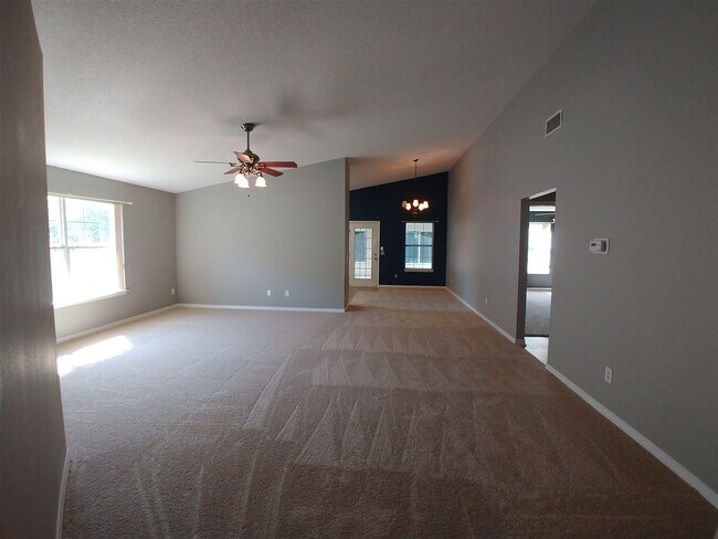 Building Photo - 7960 Cayenne Way