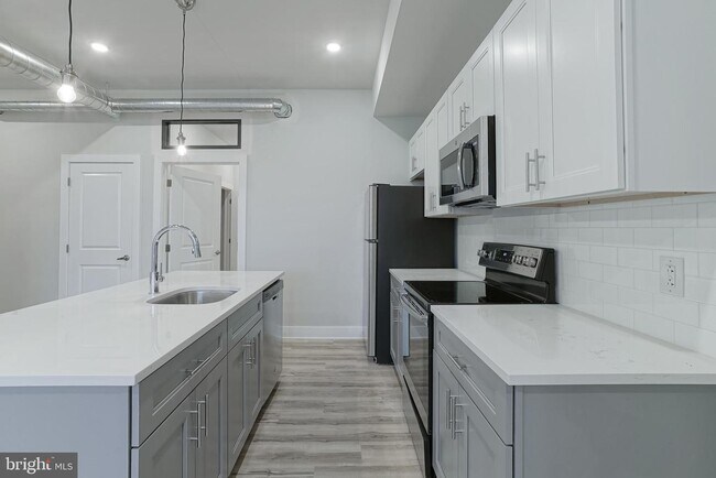 Foto del edificio - 2450 N Lee St