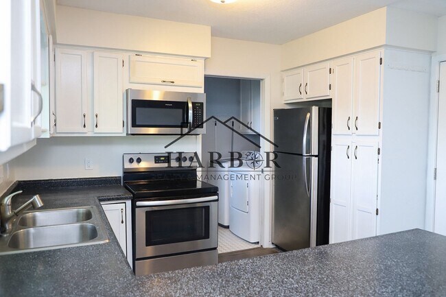Foto del edificio - 3 bedroom Townhome in Eyota, MN Available ...