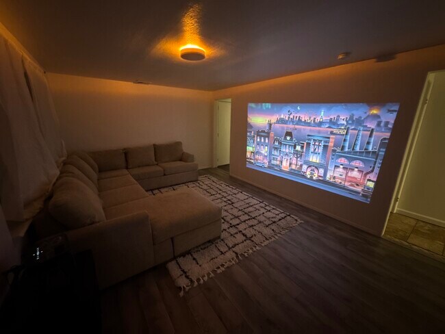 Foto del edificio - 54 W 300 S St